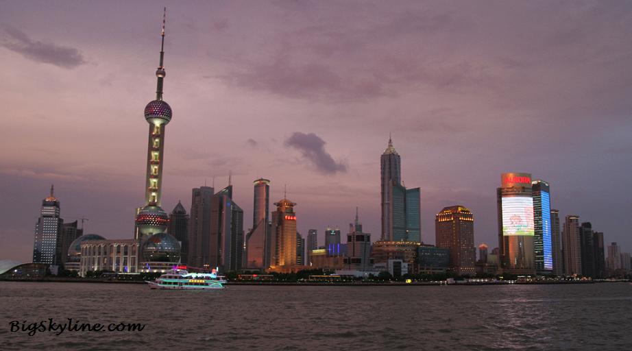Picture of Shanghai's Skyline in the evening